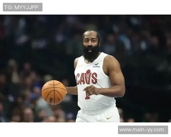 香波特直言哈登比赛中动作过激差点致其受伤引发关注 香波特直言哈登比赛中动作过激差点致其受伤引发关注