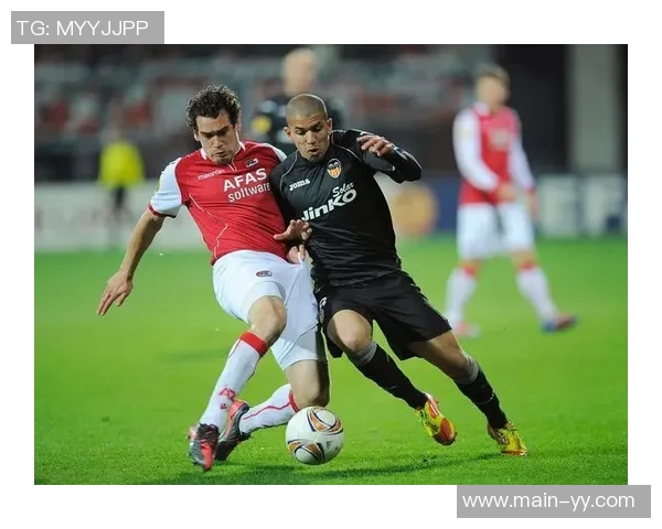 斯米特宣布将在阿尔克马尔效力半年至一年半后转会海外