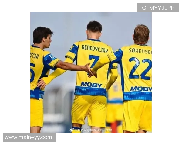 尤文图斯球探现场考察维罗纳对阵帕尔马的吉奥瓦尼与伯纳贝表现